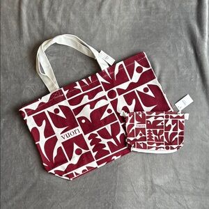 Vuori Tote and Pouch